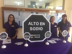 Nutrición y Dietética realiza actividad educativa Menos Sellos, Mas Salud 2017 (1)