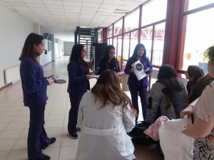 Nutrición y Dietética realiza actividad educativa Menos Sellos, Mas Salud 2017 (17)