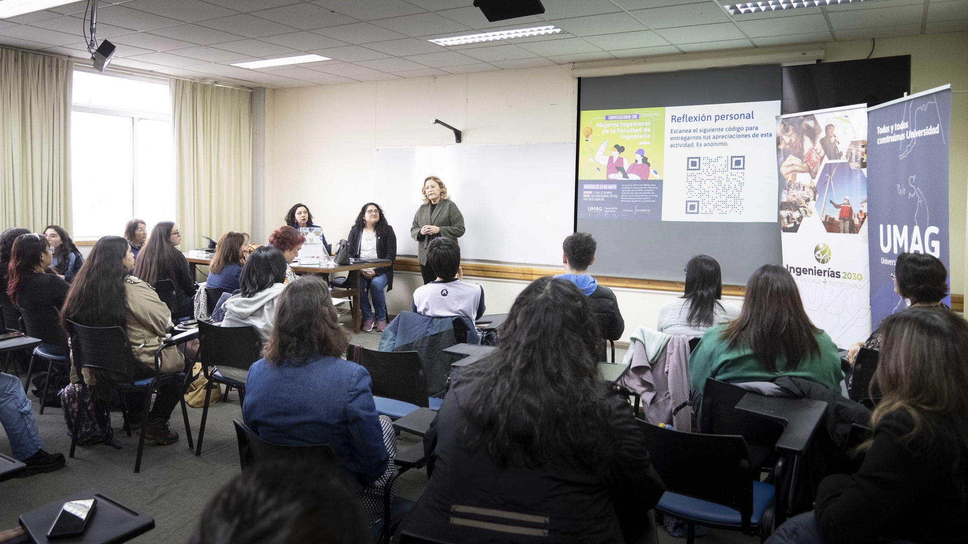 Académicas, estudiantes y egresadas de Ingeniería compartieron experiencias y miradas sobre los desafíos de la disciplina