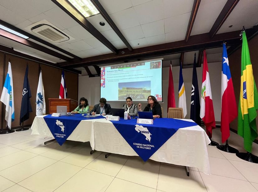 Académica UMAG refuerza vínculos internacionales en congresos de educación
