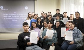 Académica expuso sobre enfoque de género en recursos pedagógicos en jornada nacional FID