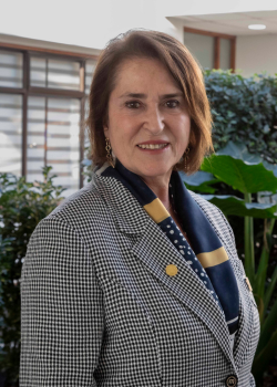 Sra Patricia Stambuk.
