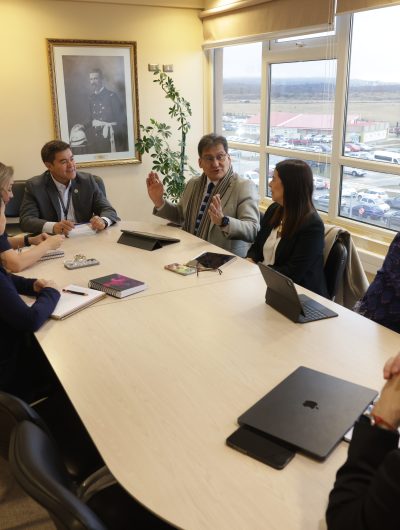 UMAG y HCM fortalecen colaboración para mejorar formación de estudiantes y atención a pacientes