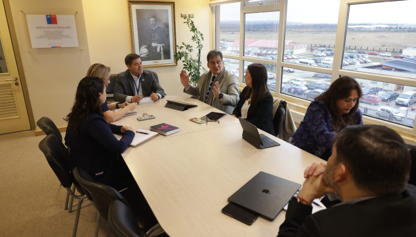 UMAG y HCM fortalecen colaboración para mejorar formación de estudiantes y atención a pacientes