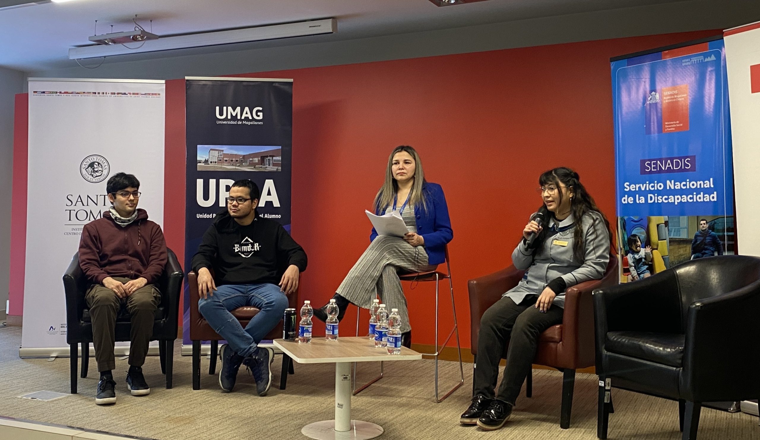 Experiencias que inspiran: Conversatorio RESIM reunió a estudiantes y docentes para reflexionar sobre inclusión en la educación superior