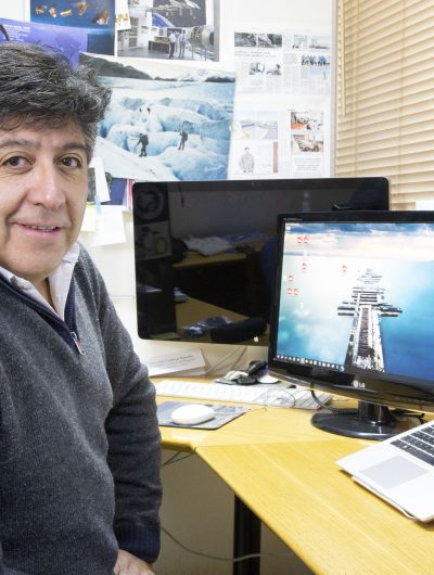 Investigador de la UMAG se integra a red europea para calibrar datos satelitales del océano y la criosfera