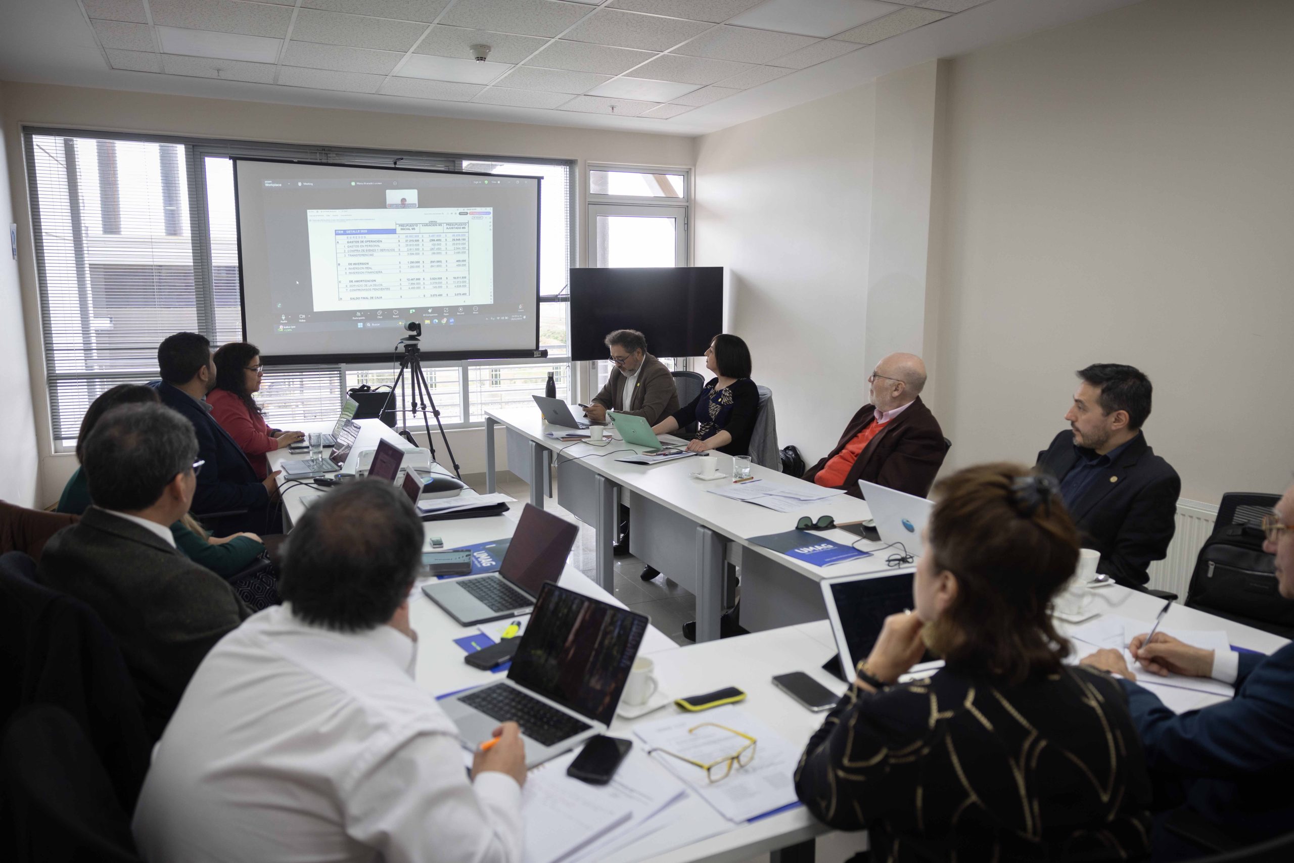 Consejo Superior aprobó Proceso de Ajuste de la Dotación de Personal de Apoyo a la Actividad Universitaria y Honorarios