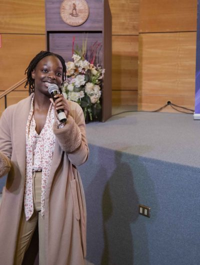 Profesora haitiana inspira a futuras y futuros profesores UMAG con herramientas para una educación intercultural real