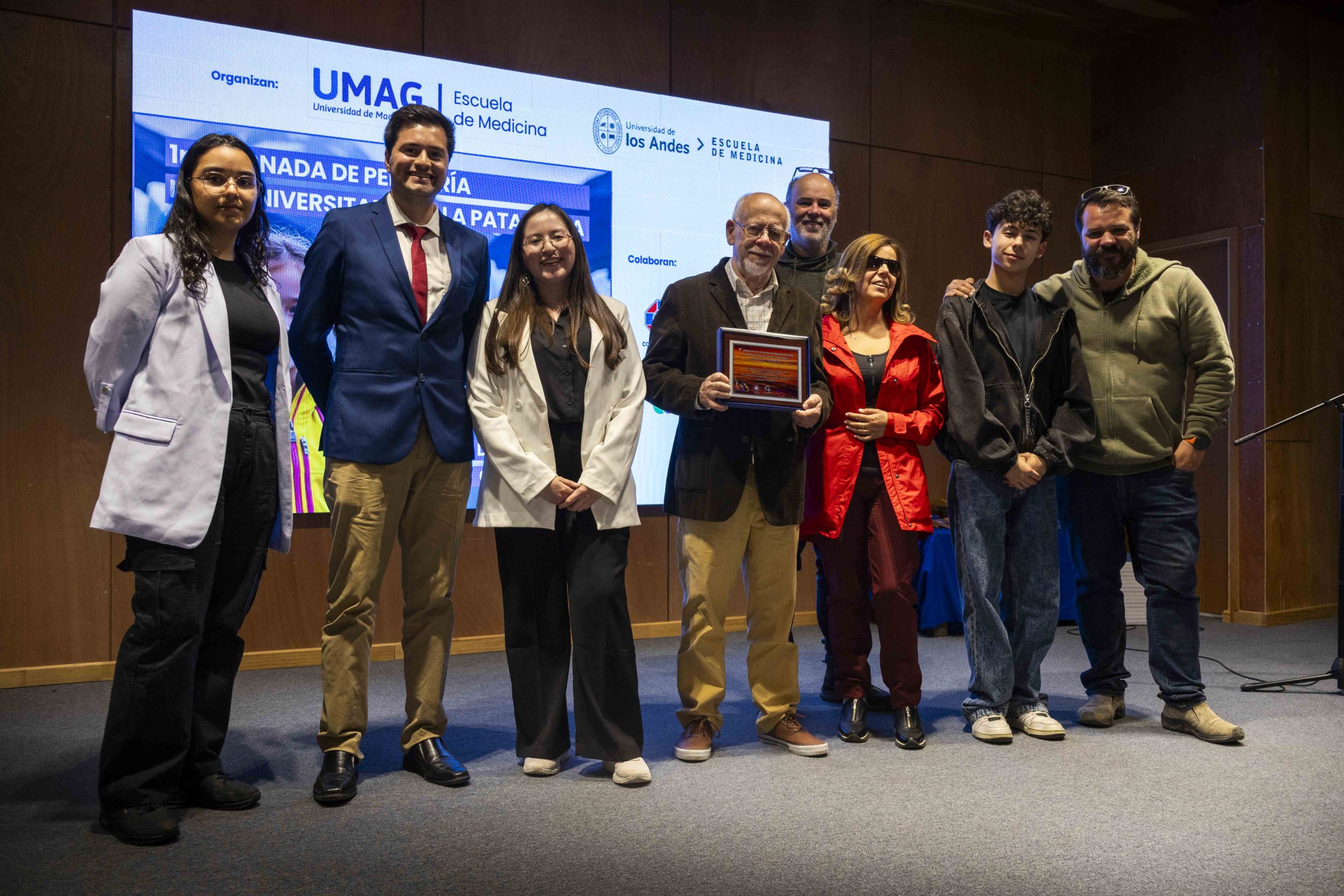 Jornada Pediátrica: UMAG y UAndes Fortalecen la Investigación y el Tratamiento Infantil de Alto Nivel