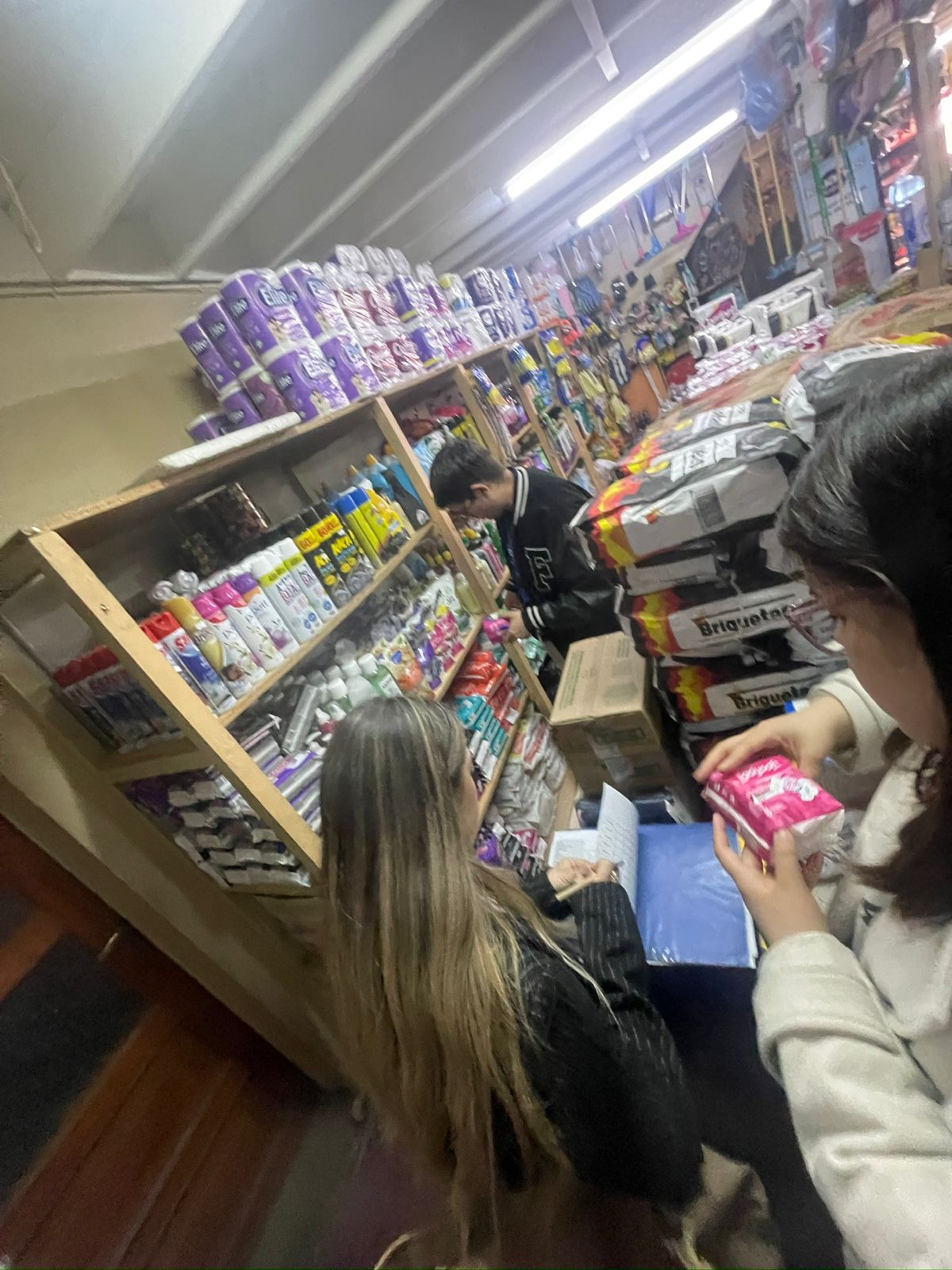 Estudiantes de Trabajo Social participaron en inédito levantamiento de datos sobre gestión menstrual junto al SERNAC