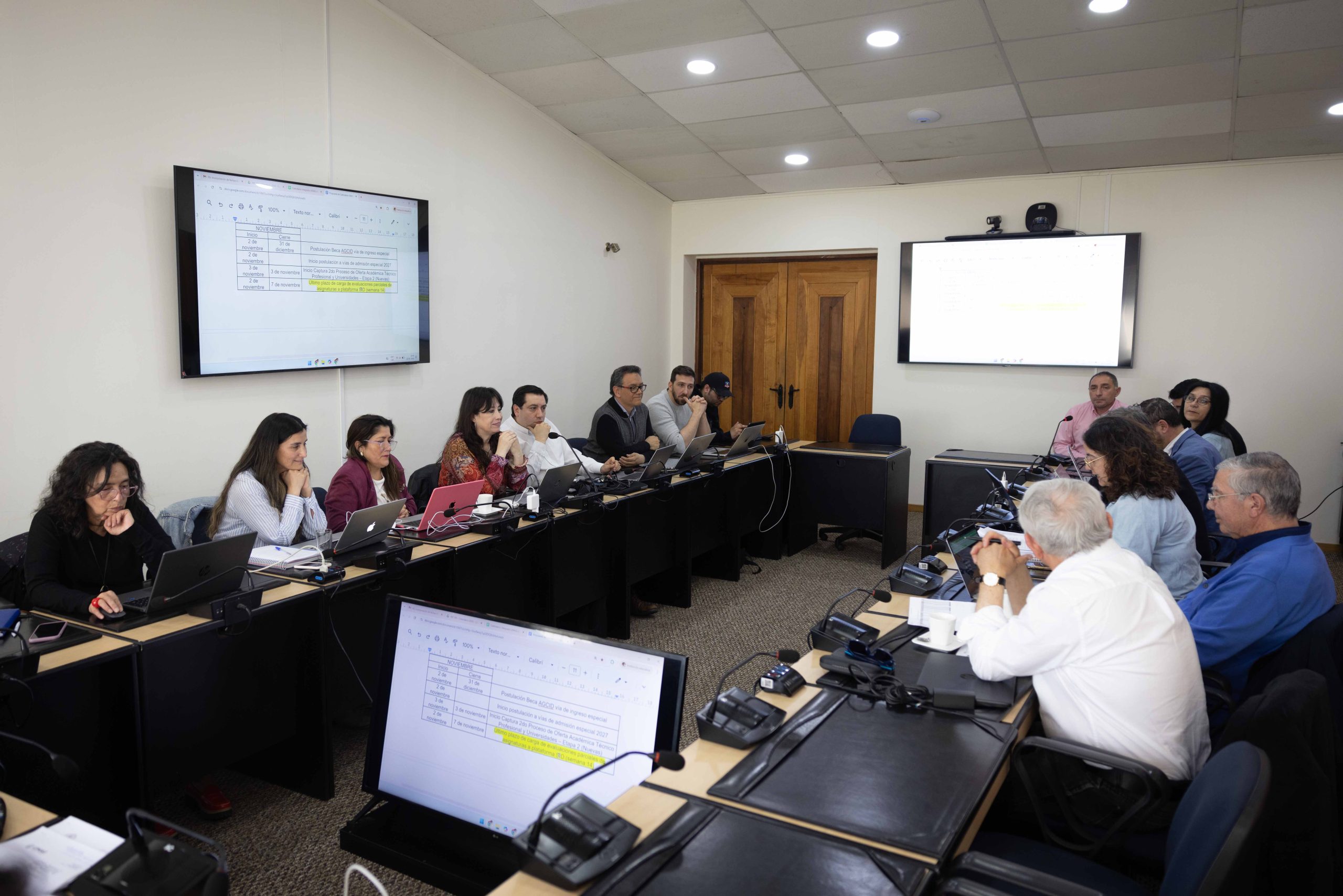 UMAG cierra enero con las sesiones de consejos Superior y Universitario