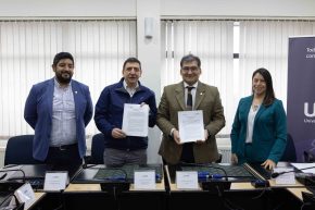 UMAG y Aguas Magallanes actualizan convenio para favorecer prácticas e investigación