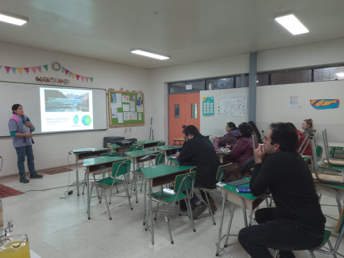 Docentes de Aysén se reúnen en nueva jornada del Encuentro de Comunidades ICEC