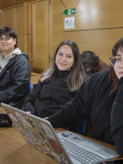 Estudiantes presentan propuestas para revitalizar espacios comunes y fortalecer la vida universitaria