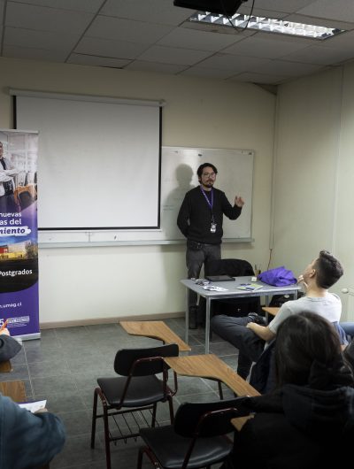 “Café y Postgrado” para fortalecer internacionalización de la formación avanzada en la UMAG