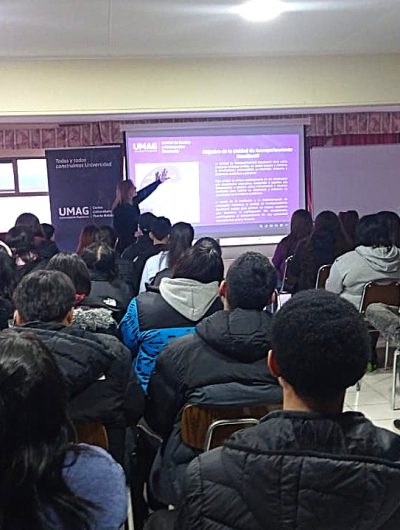 Jornada de información y servicios para estudiantes en el Campus UMAG Puerto Natales