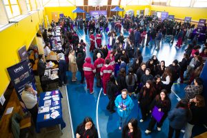 “Conoce UMAG” acercó la educación superior a estudiantes de Última Esperanza