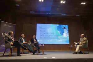 Seminario abordó el desafío de fortalecer aún más el diálogo entre la ciencia y la política antártica