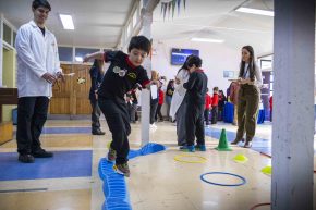 Con Feria Educativa: UMAG y JUNAEB refuerzan Hábitos Saludables en niños y niñas de la Escuela Pedro Sarmiento de Gamboa