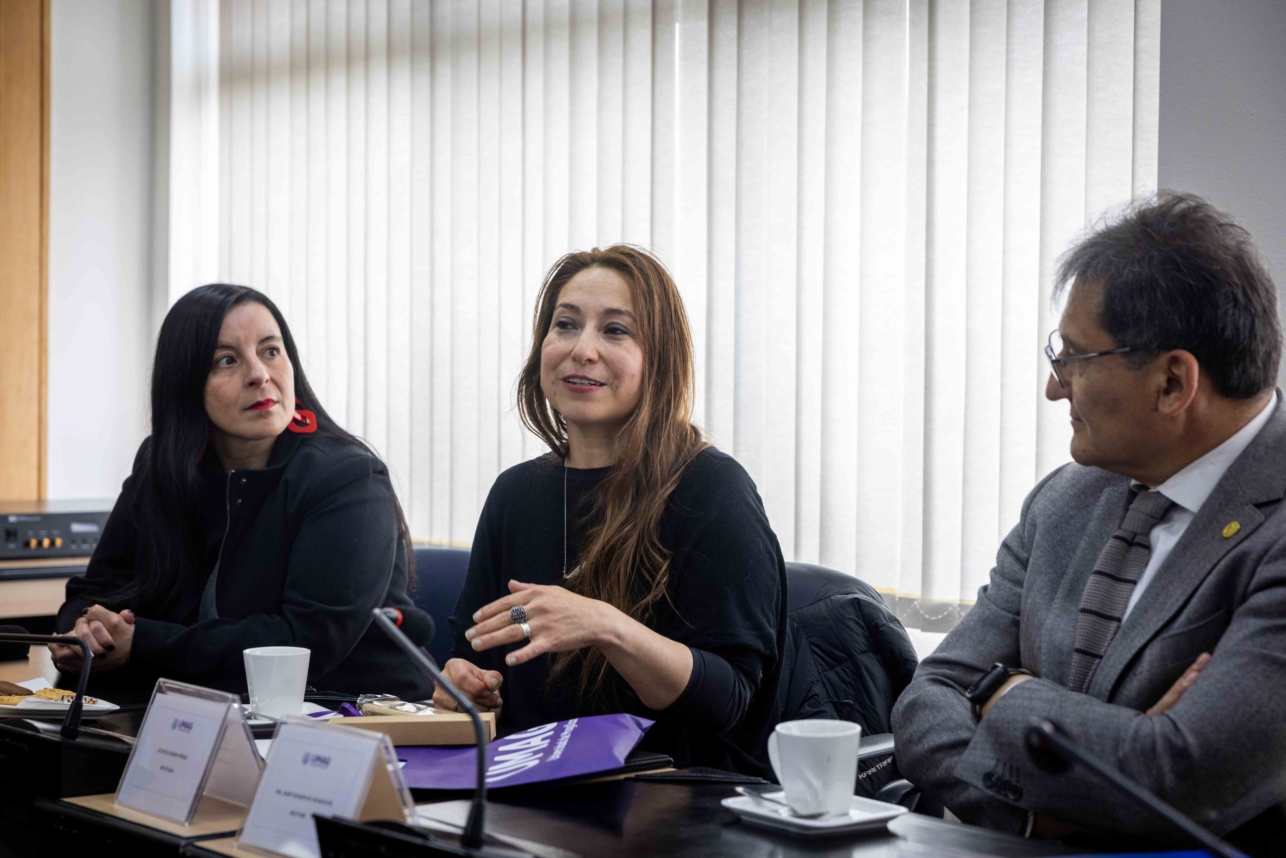 UMAG reconoce a destacada investigadora por relevante aporte a la paleontología mundial