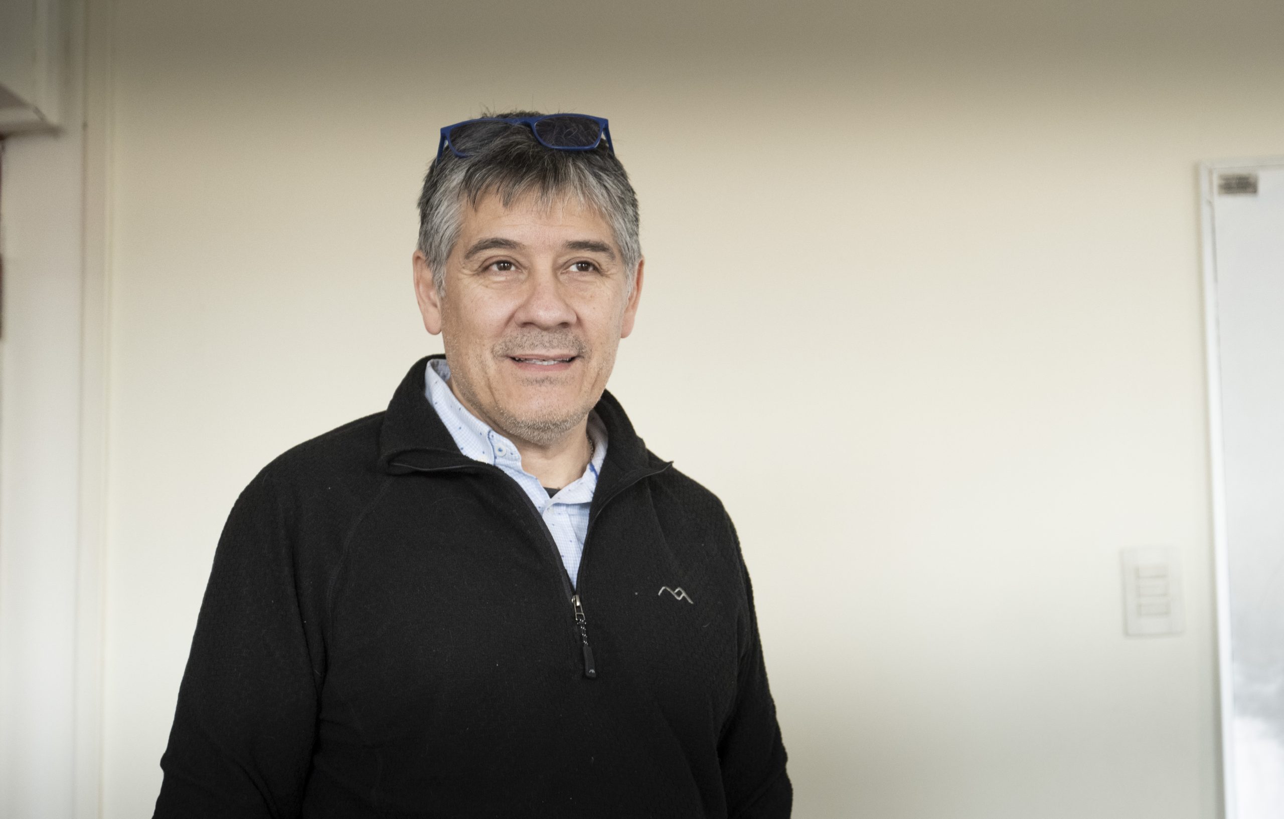 Académico releva impacto del horario único y proyecta desafíos energéticos para Magallanes