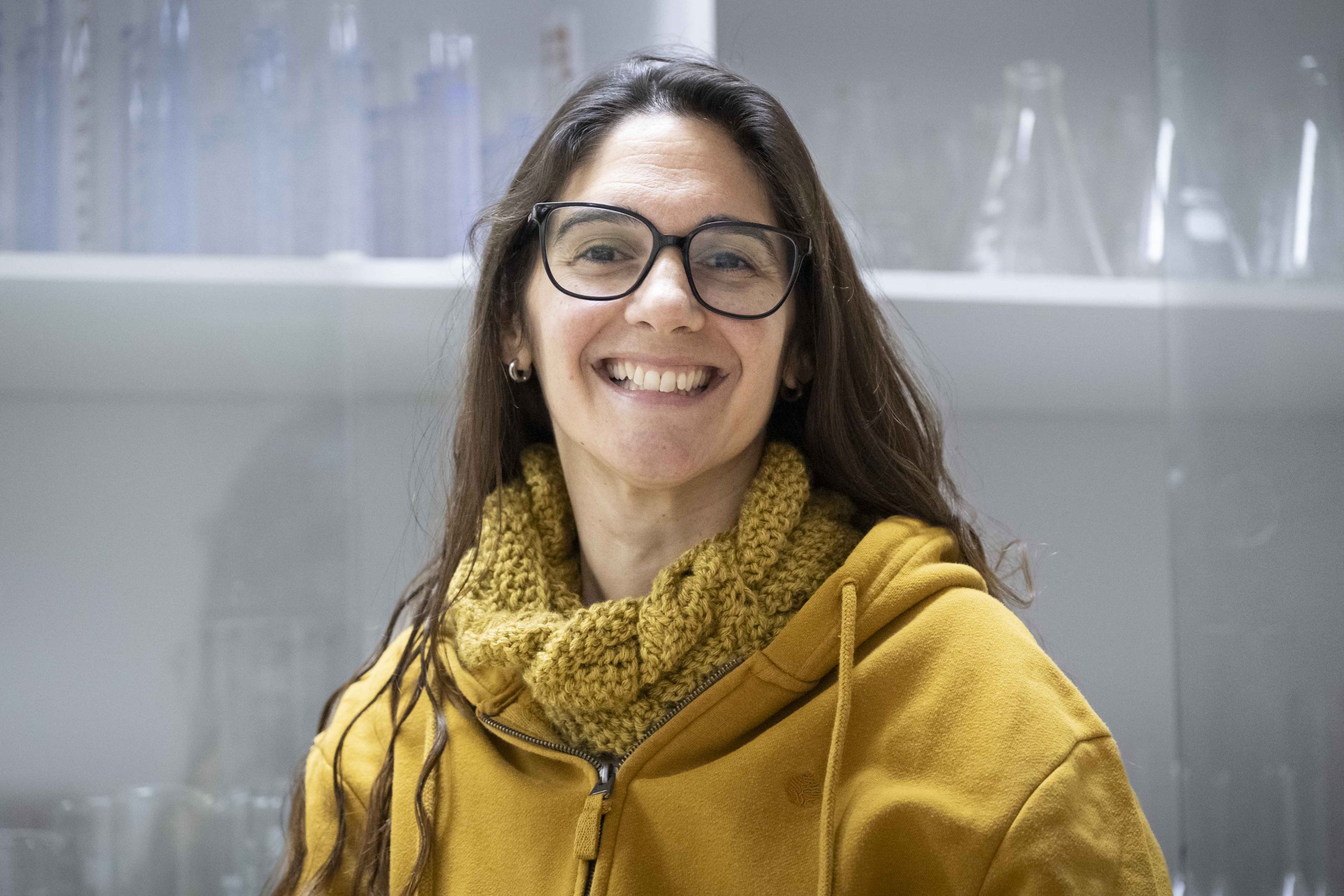 Académica de la UBA realiza visita y dicta curso en la UMAG