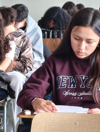 UMAG inaugura Campeonato Escolar de Matemáticas con alta convocatoria y protagonismo estudiantil