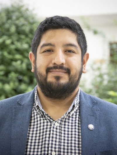 Abogado Camilo Araneda asume como Contralor Universitario en la UMAG