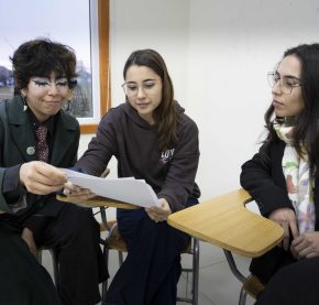 Estudiantes de Pedagogía en Inglés publican artículo científico en revista internacional