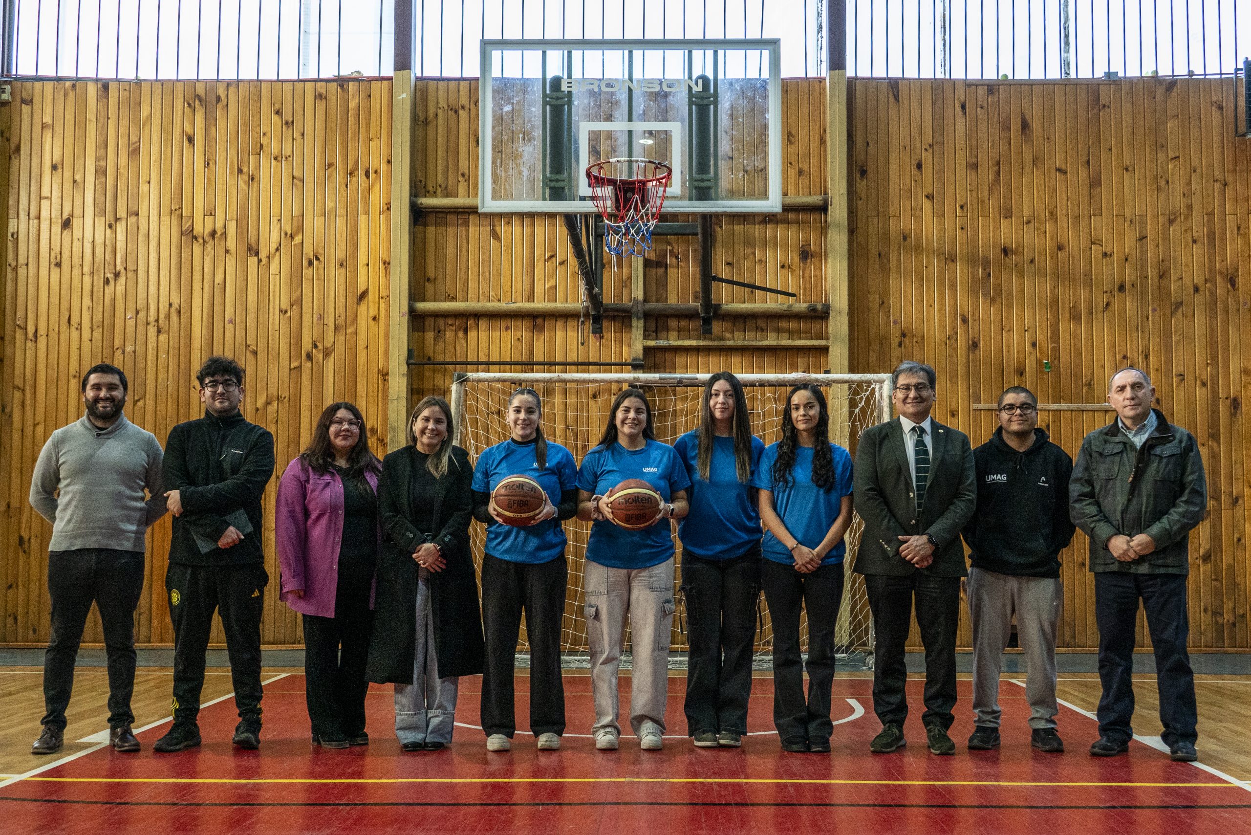 Deportistas representan a la universidad en torneo internacional FISU América 3×3
