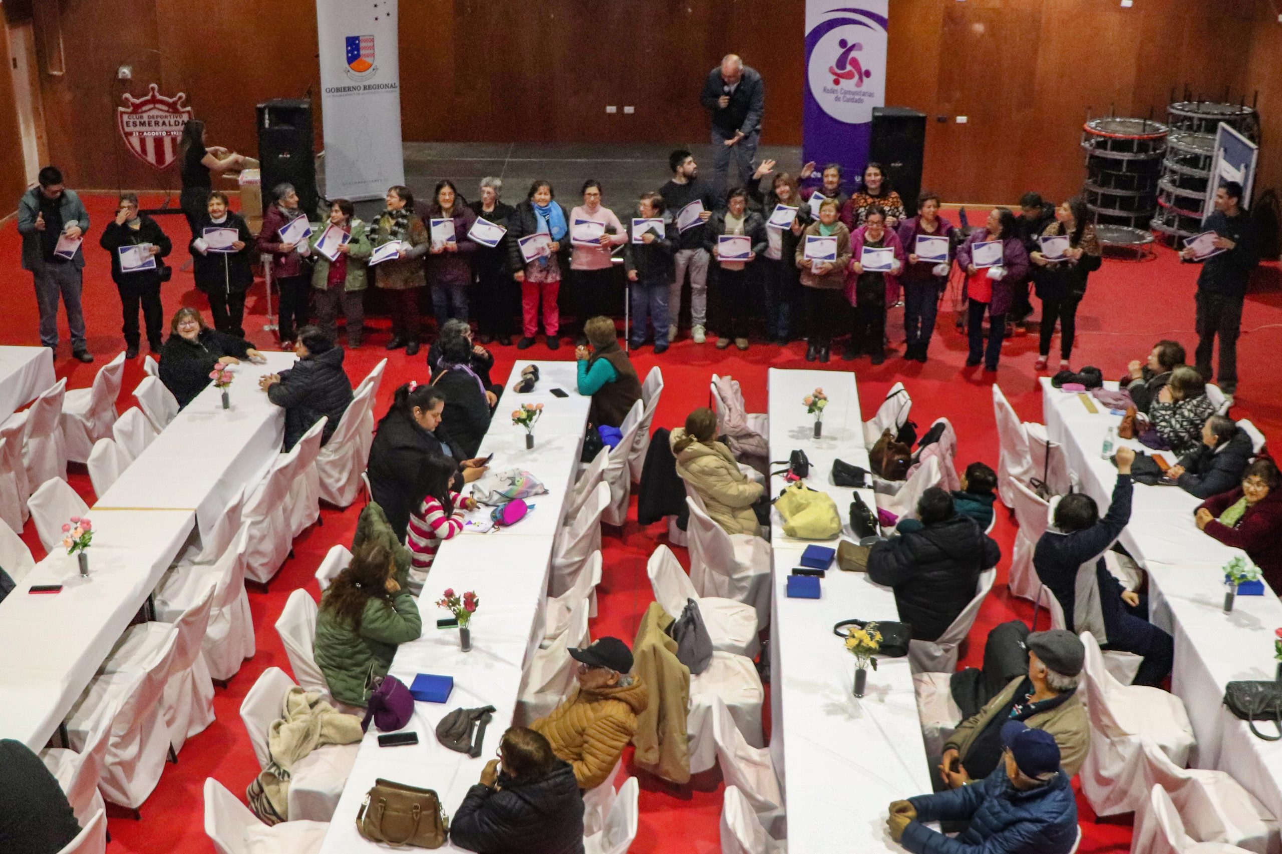 Con bingo vecinal Puerto Natales celebró el cuidado comunitario