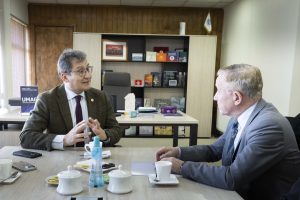 Rector y Seremi de Educación dialogan sobre procesos de aprendizajes en los colegios