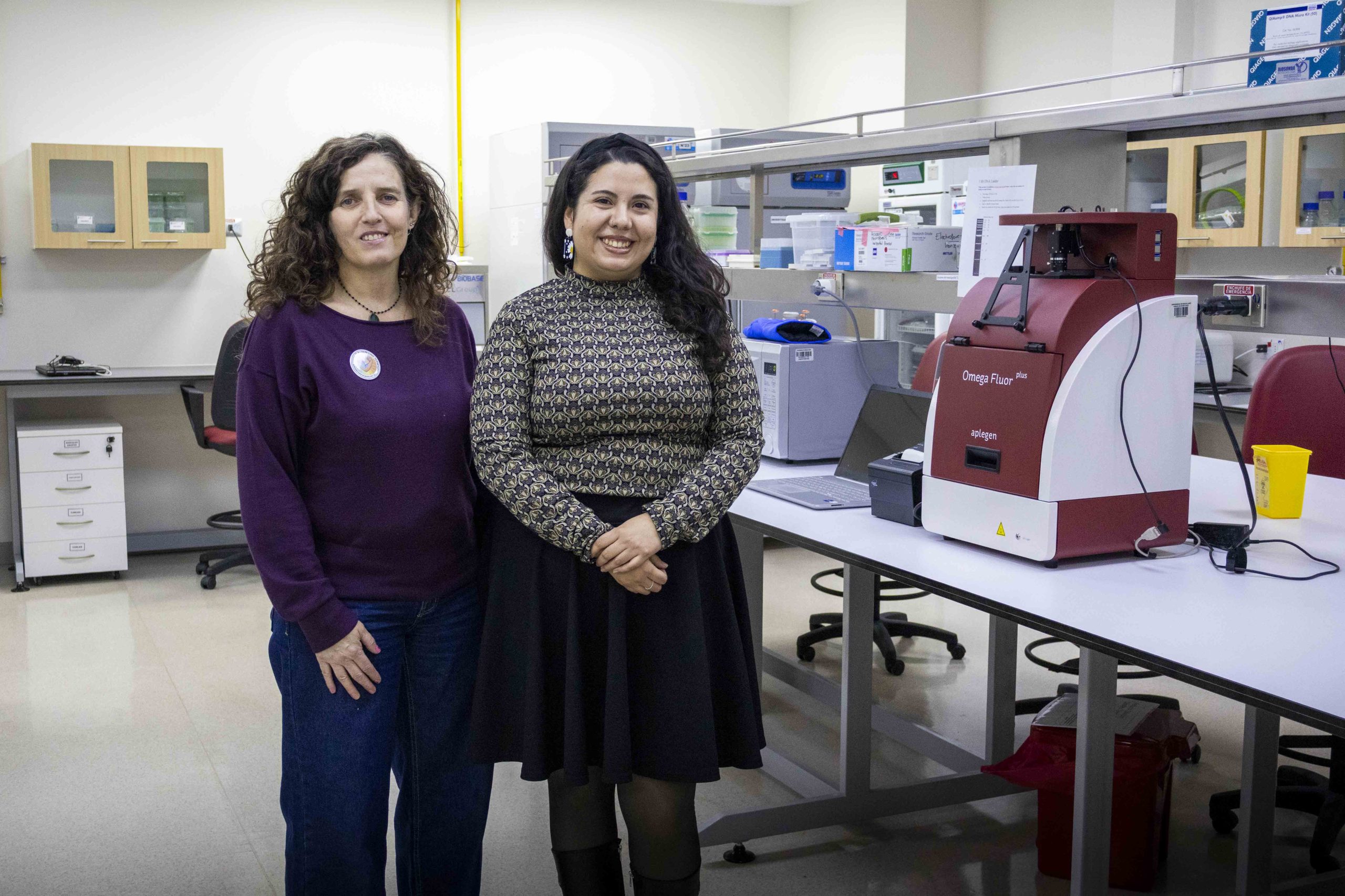 Estudio liderado por investigadoras UMAG revela la dinámica de las bacterias estomacales en el avance del cáncer gástrico en población chilena