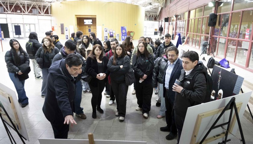 “Memoria en Imágenes”: muestra fotográfica sobre derechos humanos llega al hall de Ingeniería