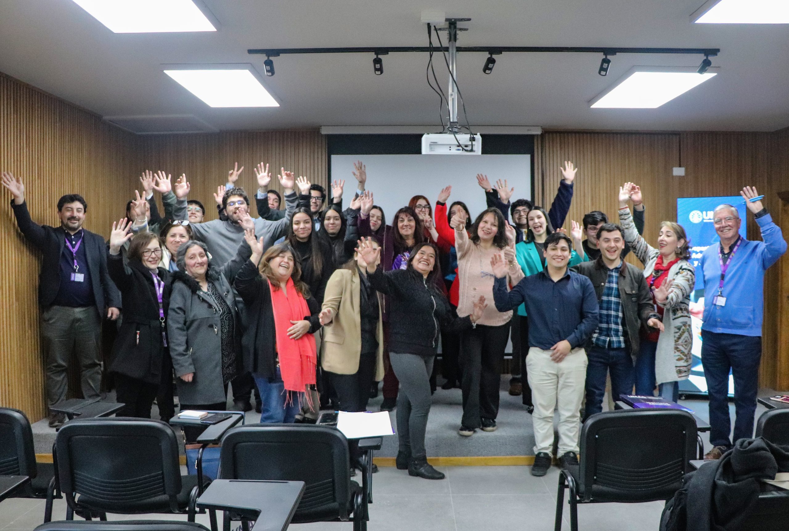 Estudiantes de Ingeniería Comercial ponen sus conocimientos al servicio de emprendedoras magallánicas