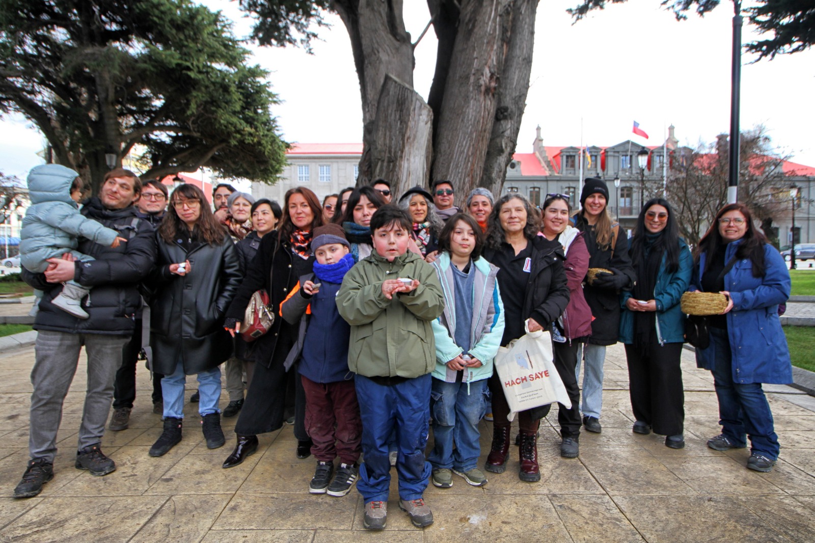 Fundación selk’nam “Hach Saye” conmemoró el “Remate de Indios” con conversatorios y acto en Plaza de Armas