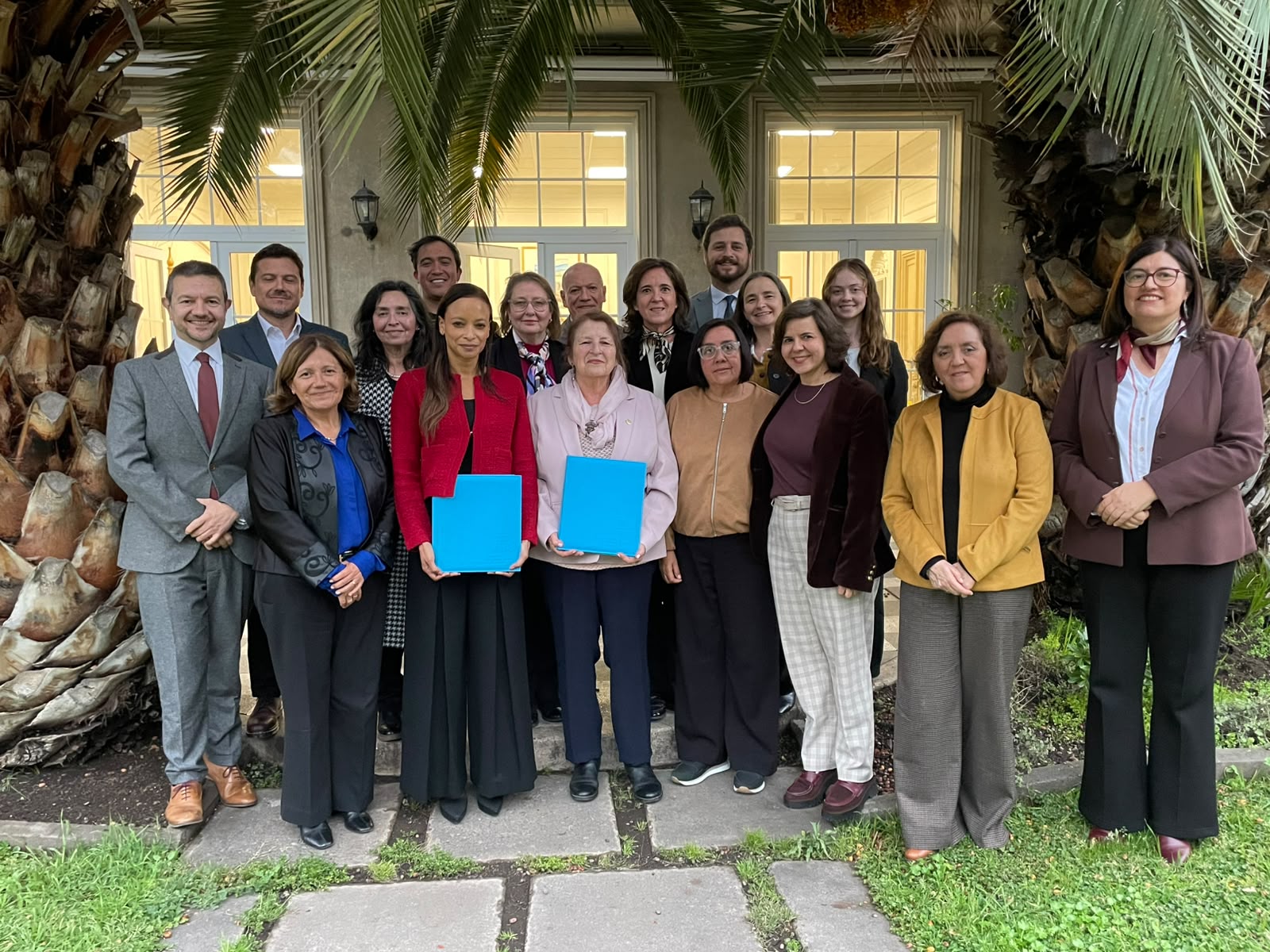 UMAG participa en agenda nacional para fortalecer la profesión docente junto a CONFAUCE y UNESCO