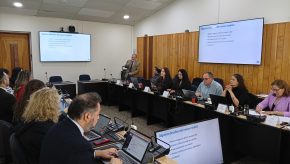 Presidente de la CNA visita la UMAG y aborda desafíos de calidad, sostenibilidad y acreditación institucional