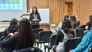 CMF prepara a estudiantes UMAG como monitores para prevenir estafas y promover la alfabetización financiera