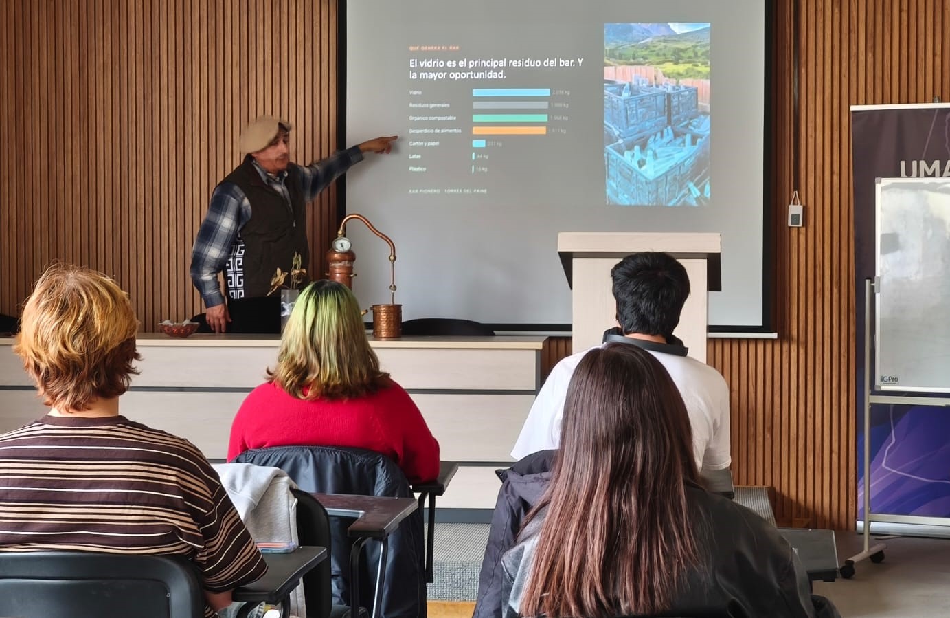 De la barra a la conservación: estudiantes exploran nuevas formas de hacer turismo sostenible