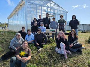 Estudiantes de Agronomía promueven la soberanía alimentaria en la Escuela Padre Alberto Hurtado
